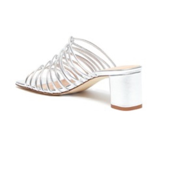 AEYDE
'PEARL' MULTI-STRAP BLOCK HEEL
SANDALS SILVER 39.5 US 9.5 - Picture 13 of 14